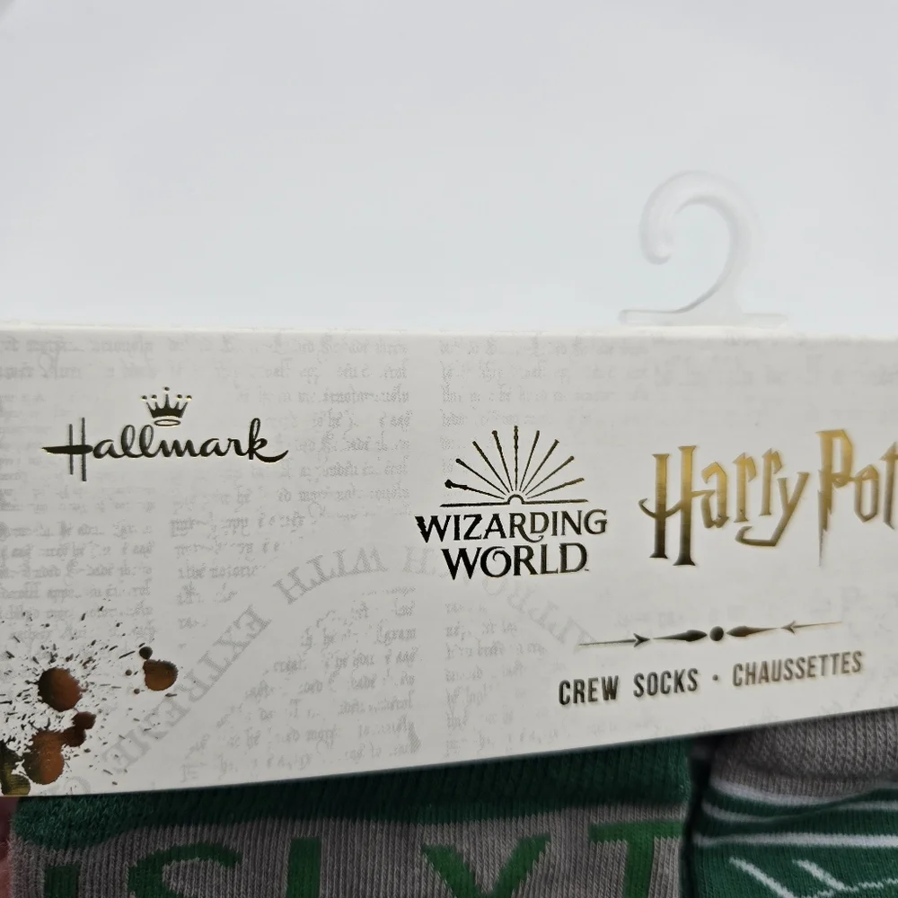 NEW Harry Potter Wizarding World Slytherin Novelty Crew Socks One Size Fits Most